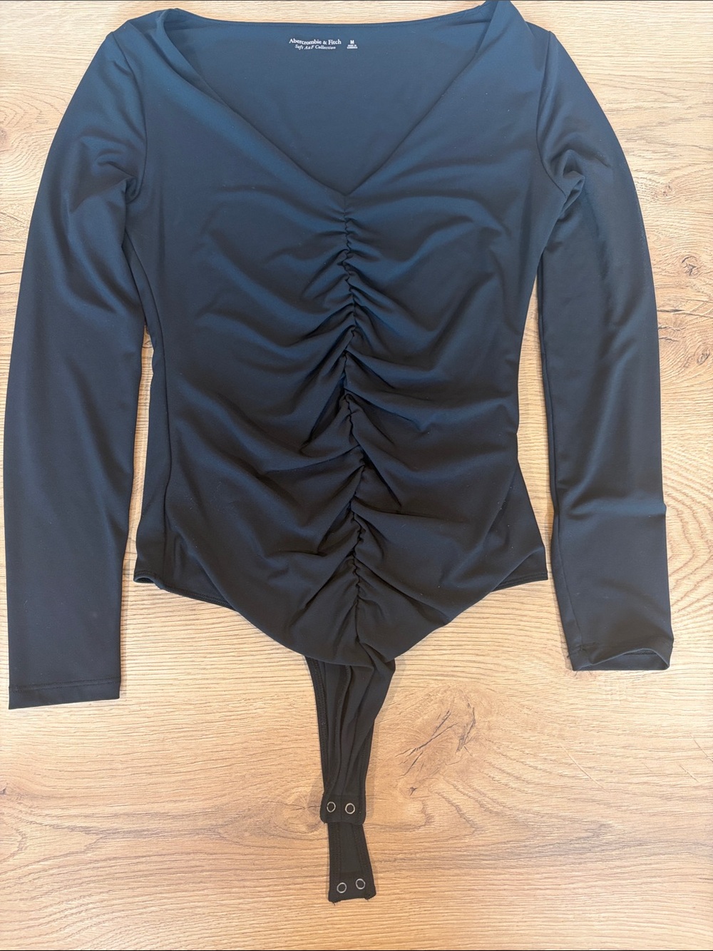 Abercrombie & Fitch Black Long-Sleeve Ruched V-Neck Bodysuit